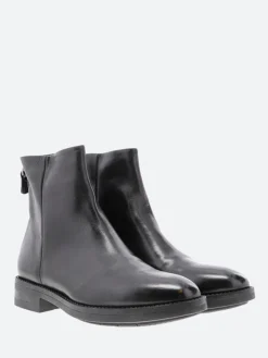 gravitypope - Rio in Nero Davis