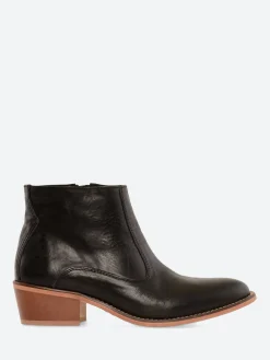 gravitypope - 11X2002 in Black Boske