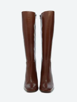 gravitypope - Zada in Cuero Coy