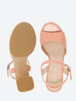 gravitypope - Zelie in Salmon Baku