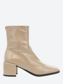 Halmanera - Keni 16 in Tortora Glaze