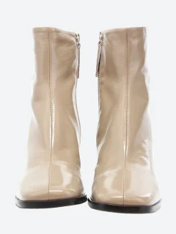 Halmanera - Keni 16 in Tortora Glaze