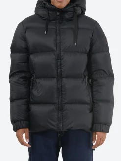 Kanuk - Molly in Black