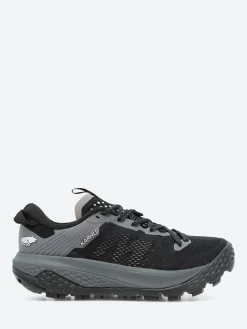 Karhu - Ikoni Trail in Black/Black