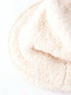 Kopka Accessories - Boucle Hat in Panna