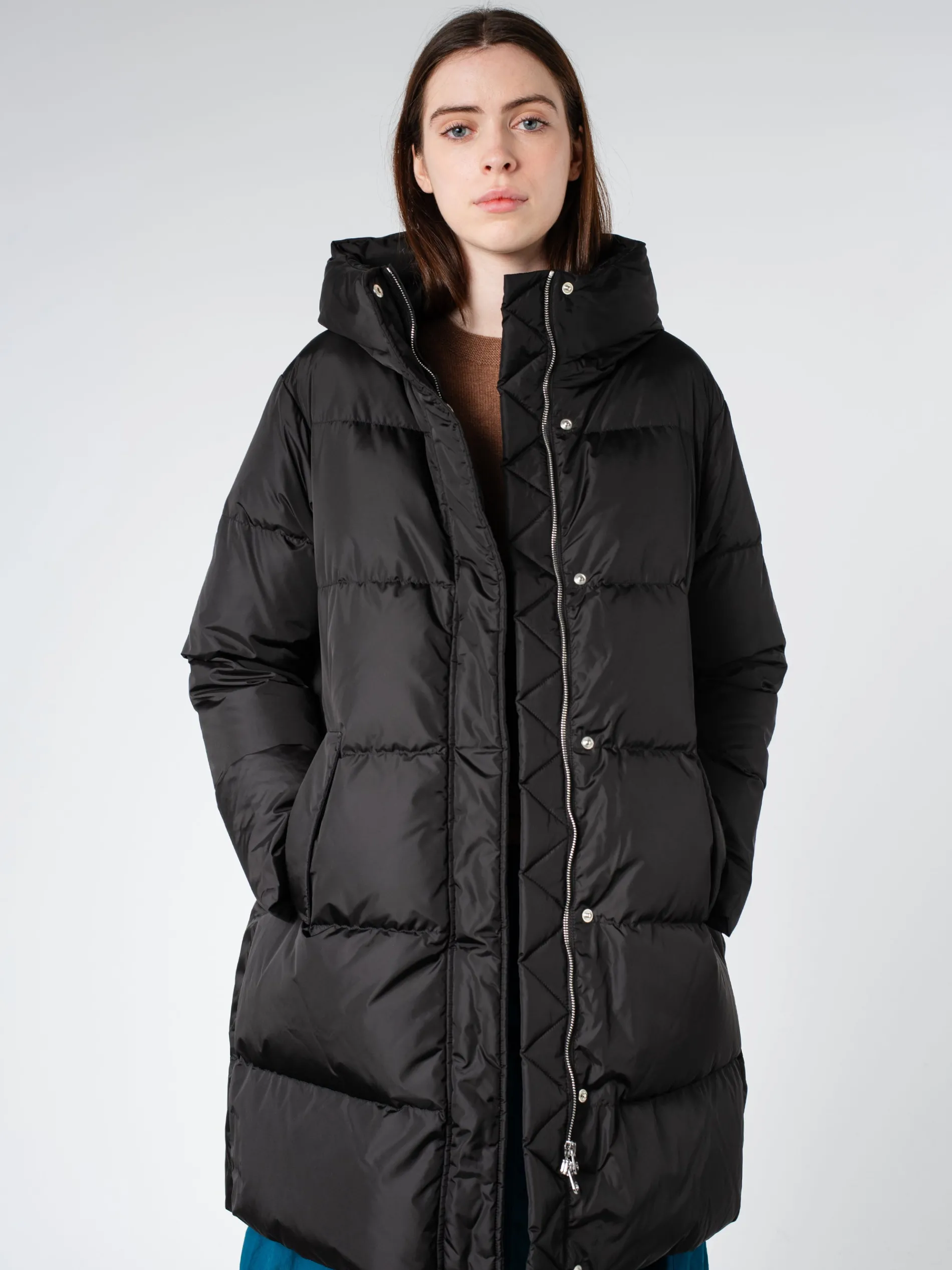 Lempelius - Nev Down Coat in Black