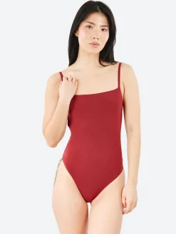 Lido - Tre One Piece in Pomegranate