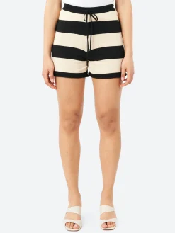 MJ Watson - 2521 Shorts in Black and Oat