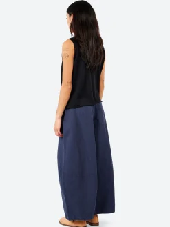 MJ Watson - 2535 Tank in Black