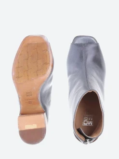 Moma - 47903 in Elephant Flash