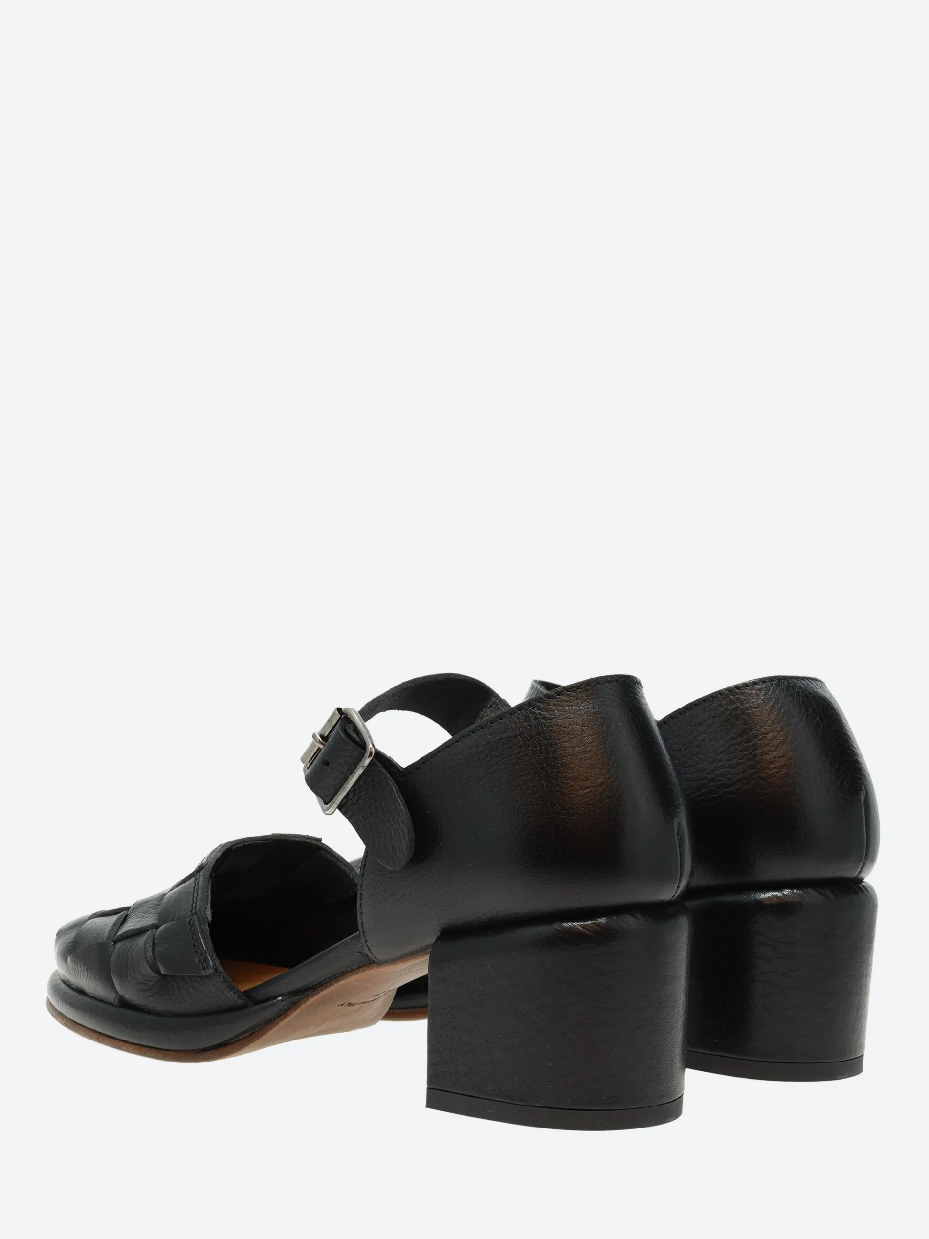 MOMA - 44402G in Nero Arizona