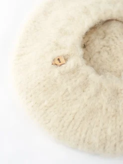 Myssy - Hanki Beret in Natural White