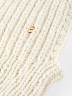 Myssy - Hile Hood in White