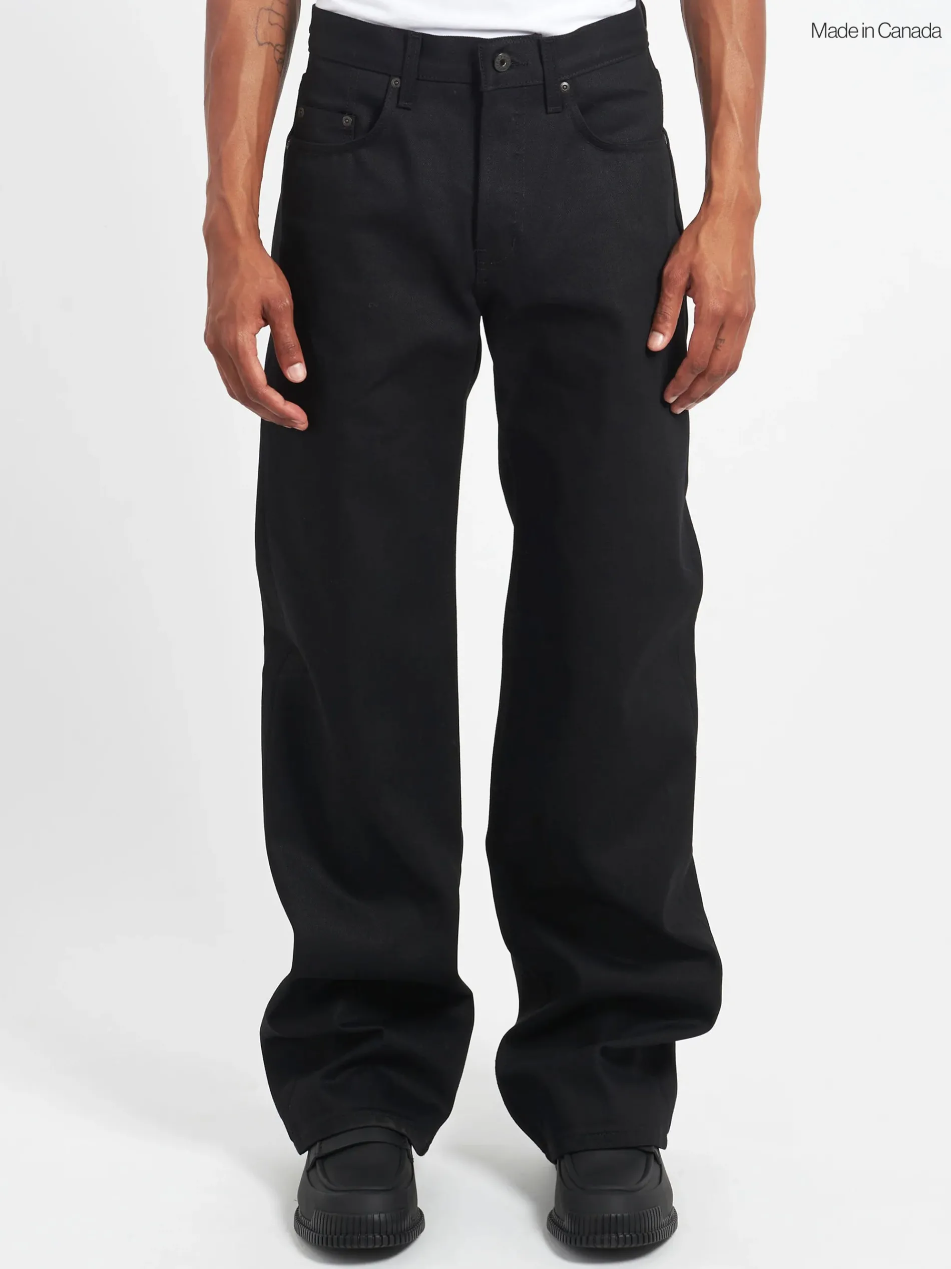 Naked & Famous - Strong Guy in Solid Black Selvedge