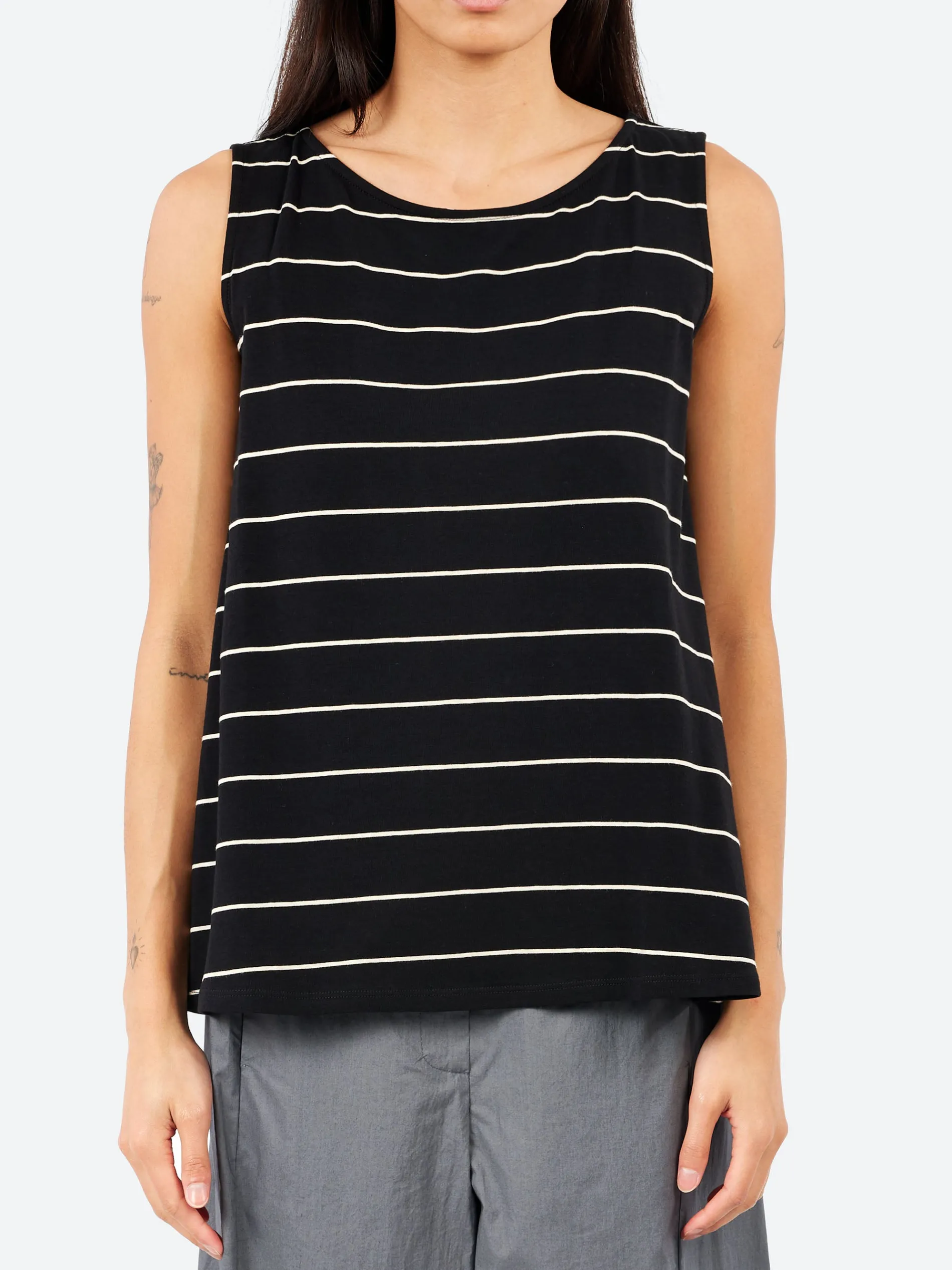 Neirami - A-Line Tank Top in Nero