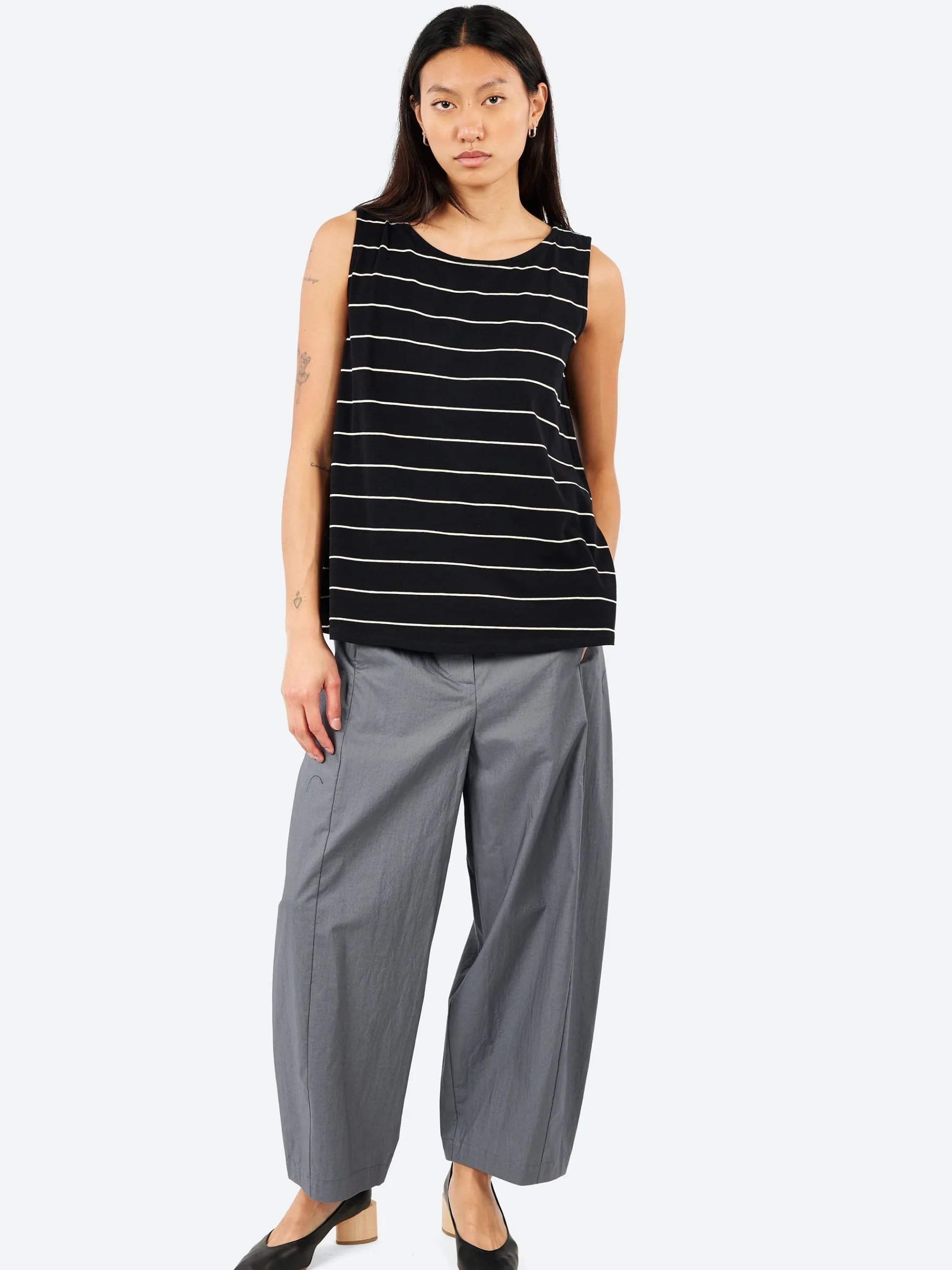 Neirami - A-Line Tank Top in Nero