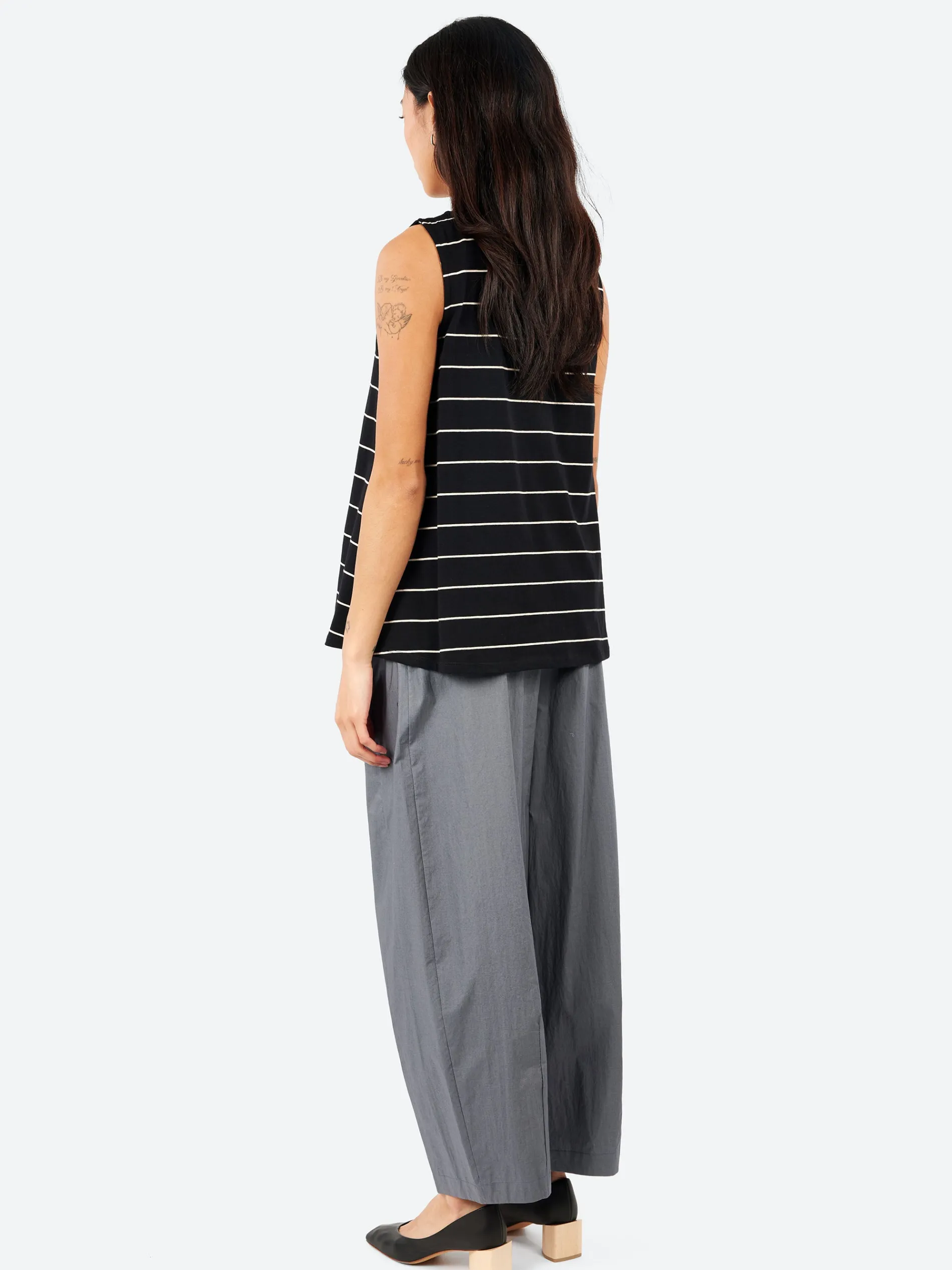 Neirami - A-Line Tank Top in Nero