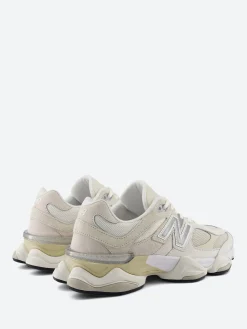 New Balance - 9060 in Sea Salt with Moonbeam and Turtledove