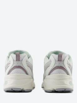 New Balance - 530 in Sea Salt Rose