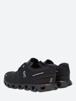 On - Cloud 5 in All Black