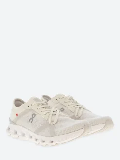 On - Women's Cloud X 4 AD in White and White