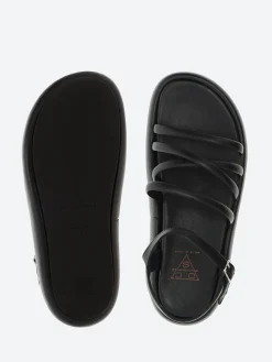 Open Closed - Barbara 01 in Black Compact