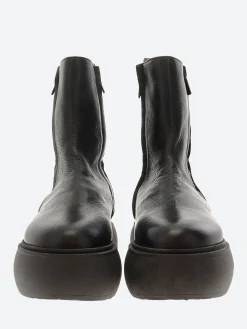 Open Closed - Marta 04 in Black Antares