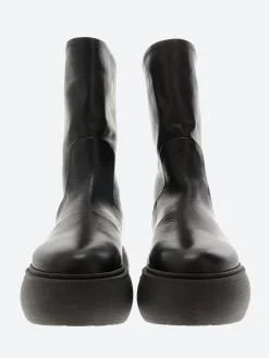 Open Closed - Marta 01 in Black Antares