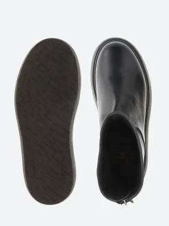 Open Closed - Marta 01 in Black Antares