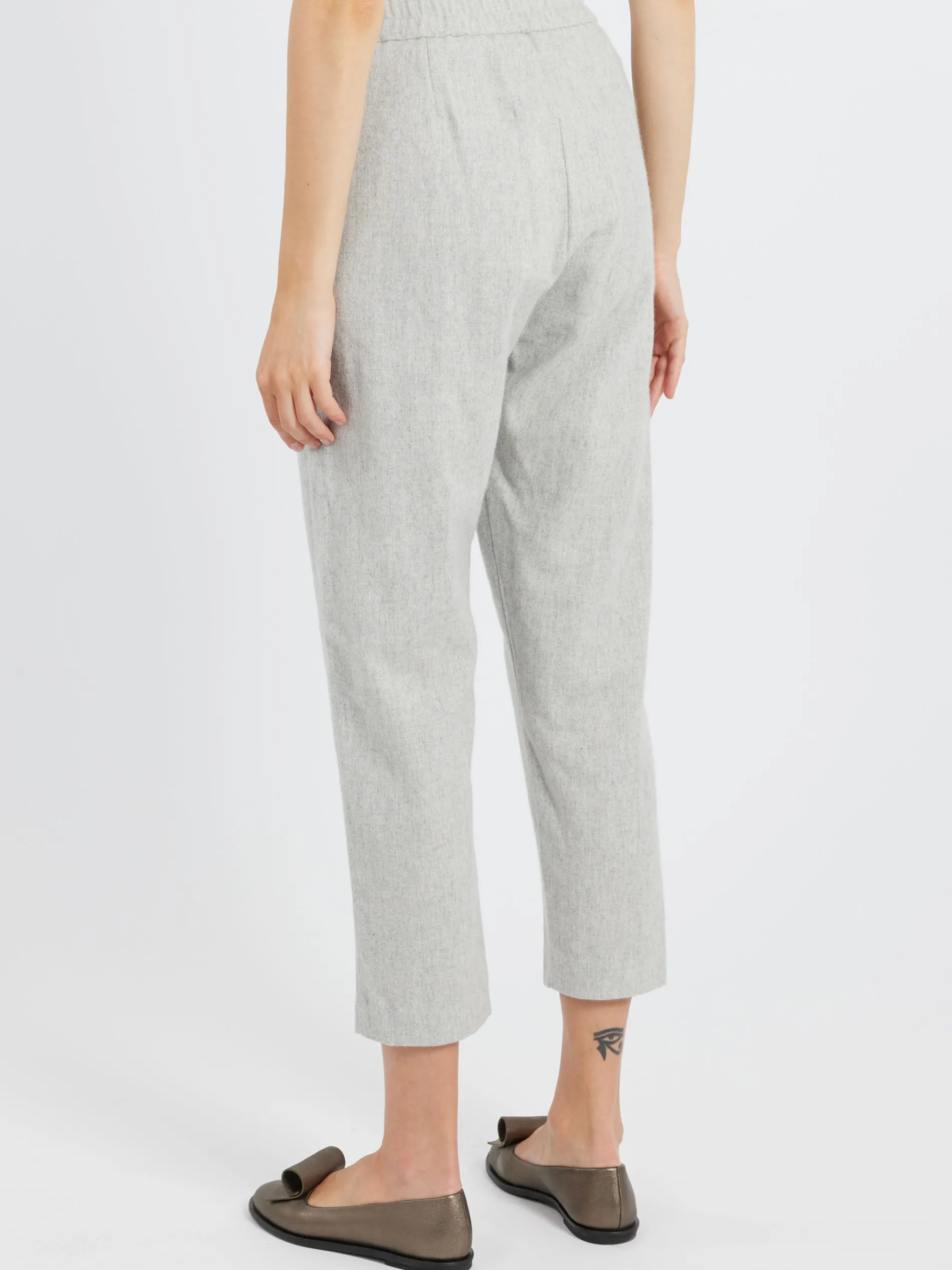 Pas de Calais - Flannel Taper Pants in Grey