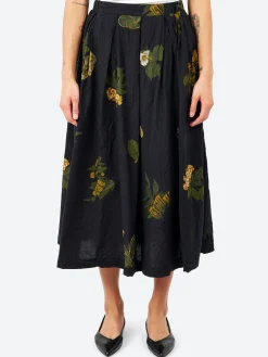 Pas de Calais - Summer Botanical Skirt in Black