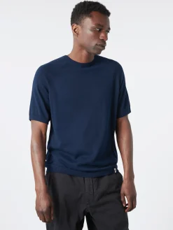 Peregrine - Knitted T-Shirt in Navy