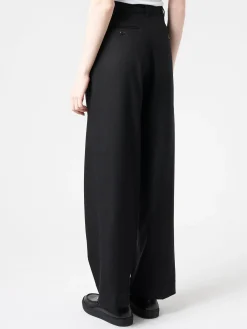 Pomandere - Pleated Trousers in Black