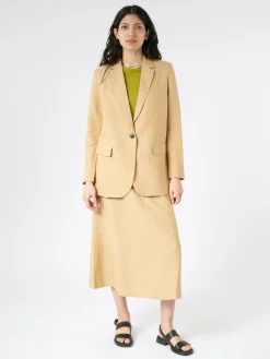 Pomandere - Single-Breasted Jacket in Amber