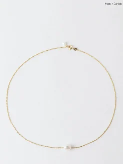 Poppy Finch - Petite Oval Pearl Solitaire Necklace