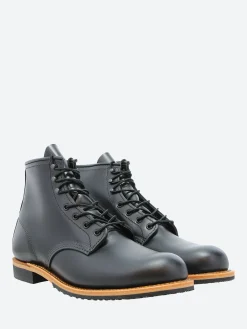 Red Wing - Beckman in Black Excalibur