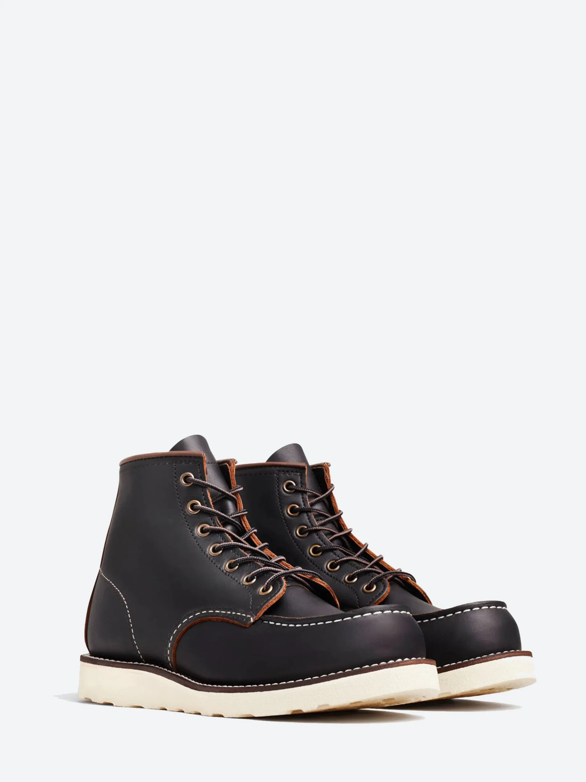 Red Wing - Men's 6" Classic Moc in Black Prairie