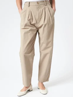 Sarahwear - Weather Cloth Tapered Tuck Pants in Beige