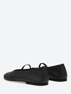 Sesa - Elizabeth in Licorice