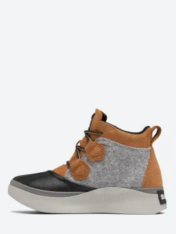 SOREL - Out 'N About IV Classic in Taffy and Dove