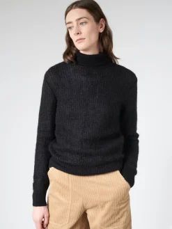 Stephan Schneider - Wooly Turtleneck in Black