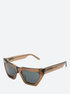 Sun Buddies - Grace in Wet Sand