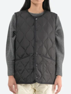 Taion - Military Crewneck Down Vest in Black