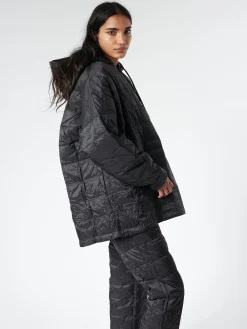 TAION - Oversized Down Hoodie in Black