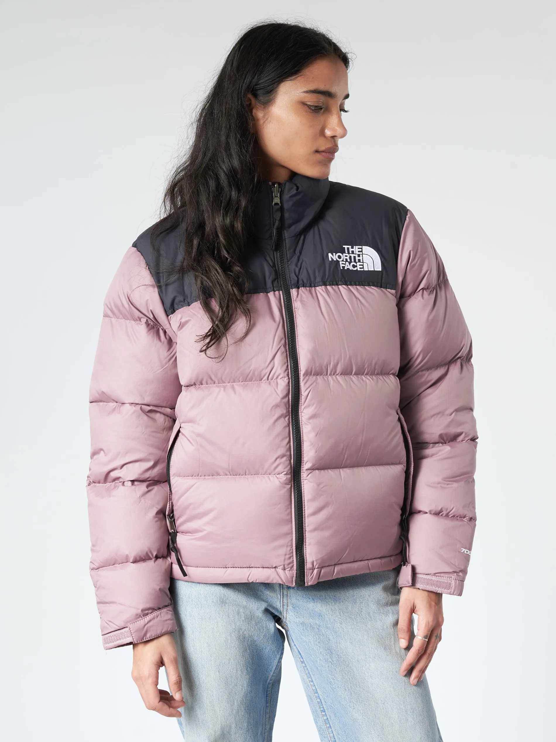 The North Face - W 1996 Retro Nuptse Jacket in Fawn Grey/Black