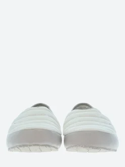 The North Face - W Thermoball Traction Mule in White and SIlver Grey