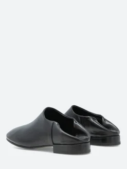 TO&CO. - Babu in Black