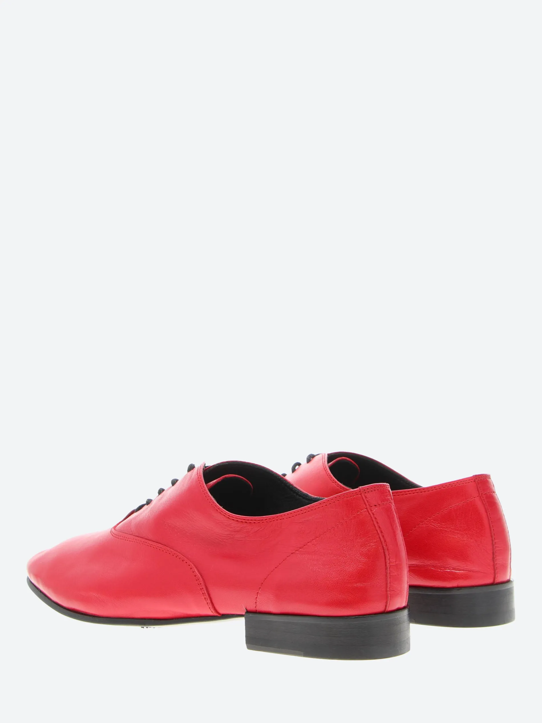 TO&CO. - Stja in Red