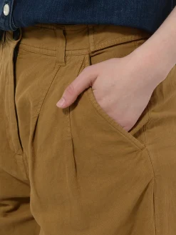 Toast - Cotton Linen Twill Short in Walnut