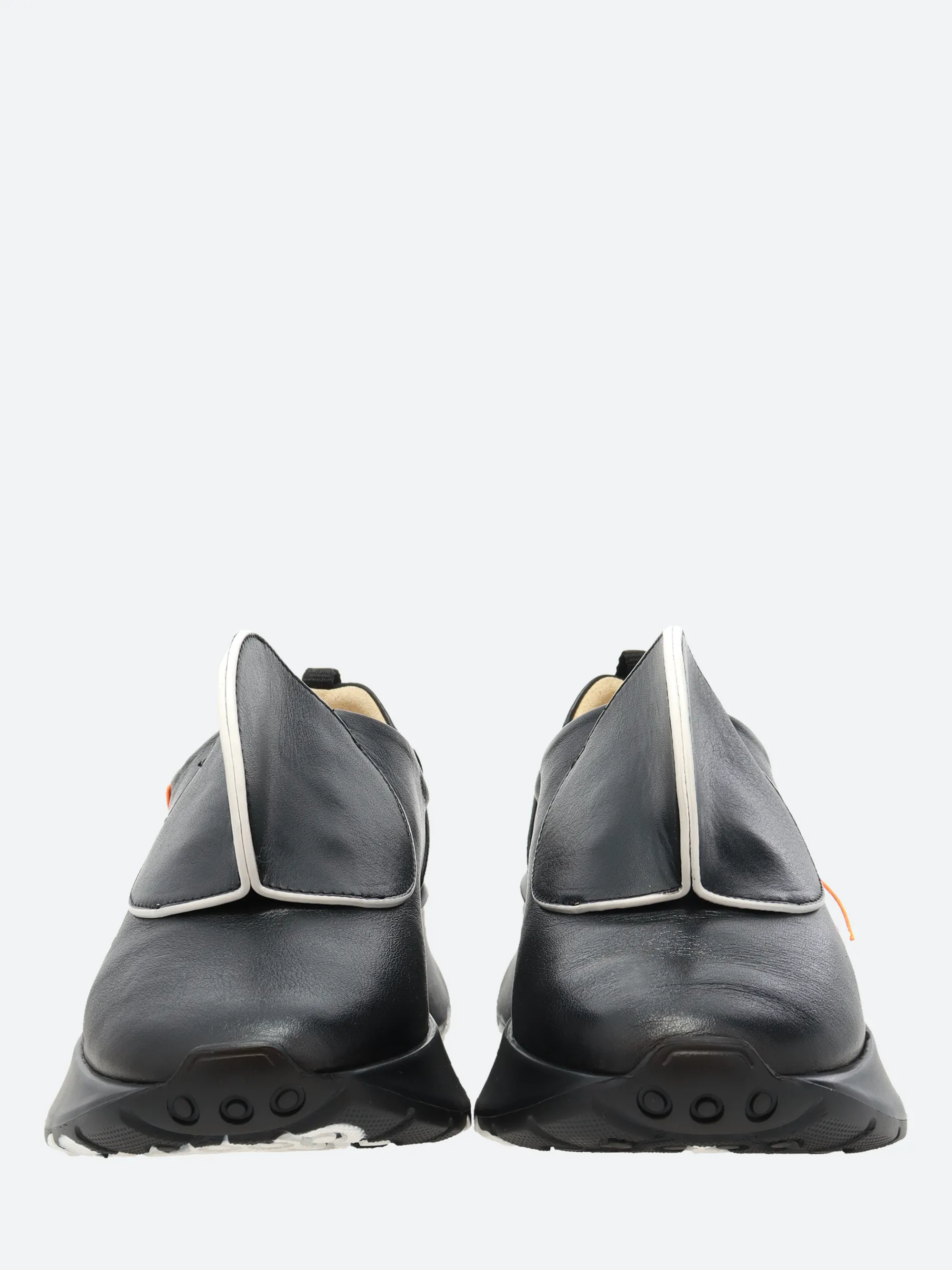 Tracey Neuls - Dot in Black